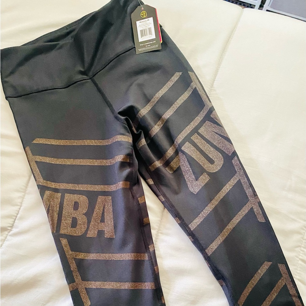 Crop leggings and Bra